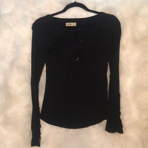 Long sleeve top || ribbed, lace details,